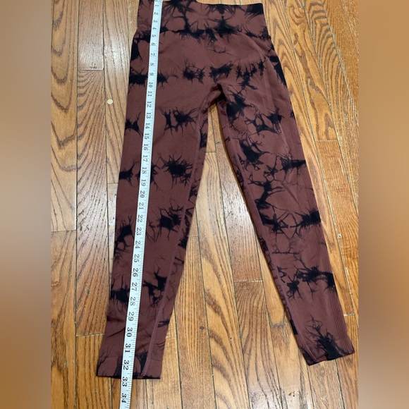 Women's Brown and Black Tie-Dye Leggings - Picture 2 of 8